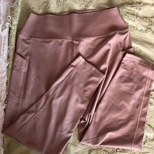 Fashion nova leggings